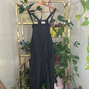 Universal Thread Linen Overalls/Jumpsuit